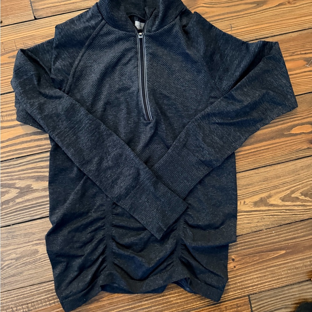 Athleta Women's Black Zip up Top Size Small